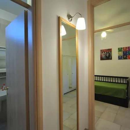 Casa Nel Con Giardino E Piscina Privata *