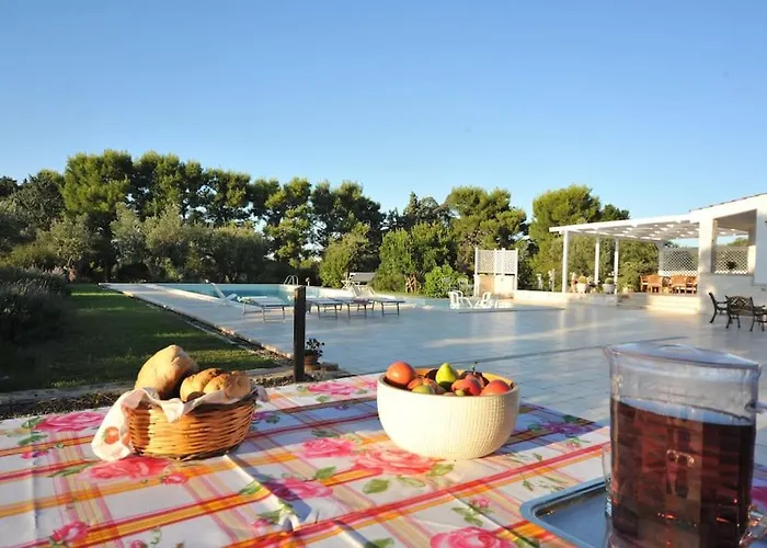 Casa Nel Con Giardino E Piscina Privata Willa