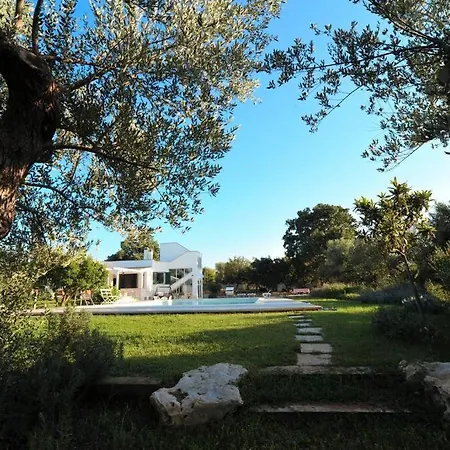 Casa Nel Con Giardino E Piscina Privata *